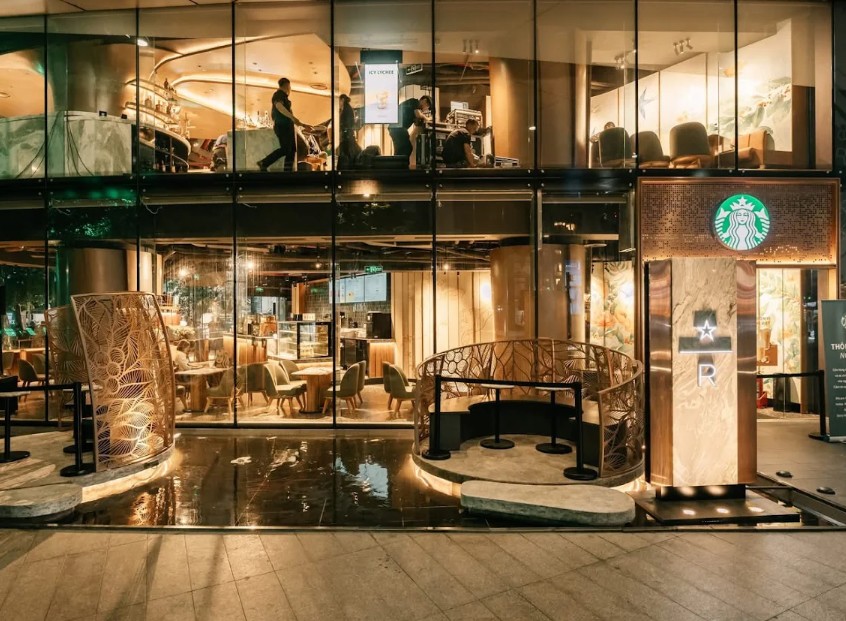 Bitexco Starbucks Reserve