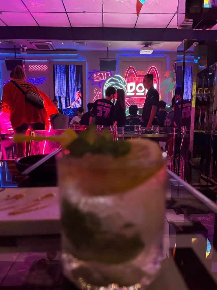 Dori Dori - Hòa mình cùng những Cocktail và Bia tuyệt vời!